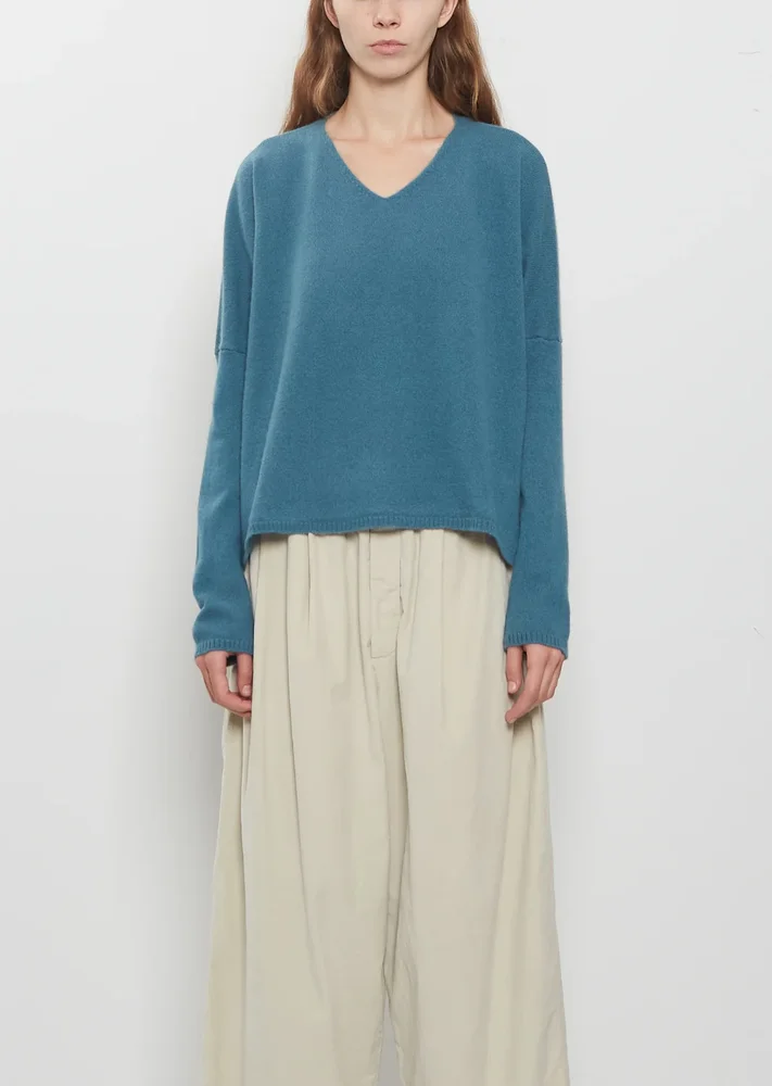 Cashmere V-Neck Sweater — Teal