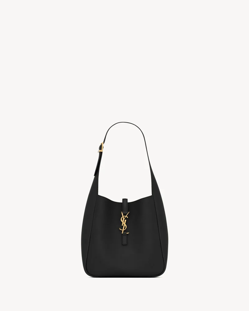 Le 5 à 7 Supple Small Hobo in Grained Leather (Black)