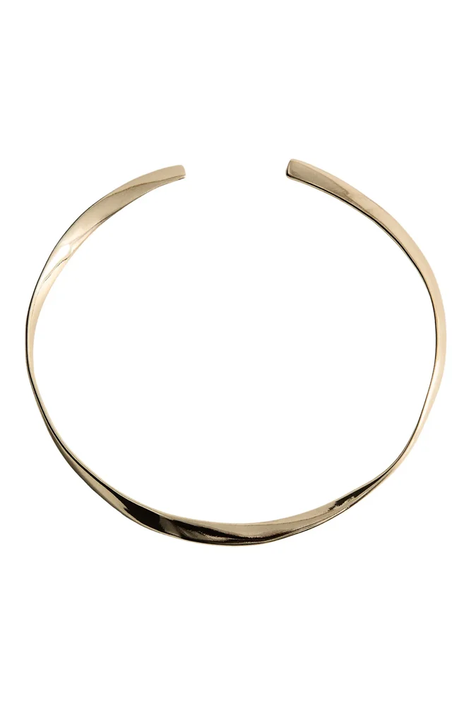 Rigid Choker Necklace