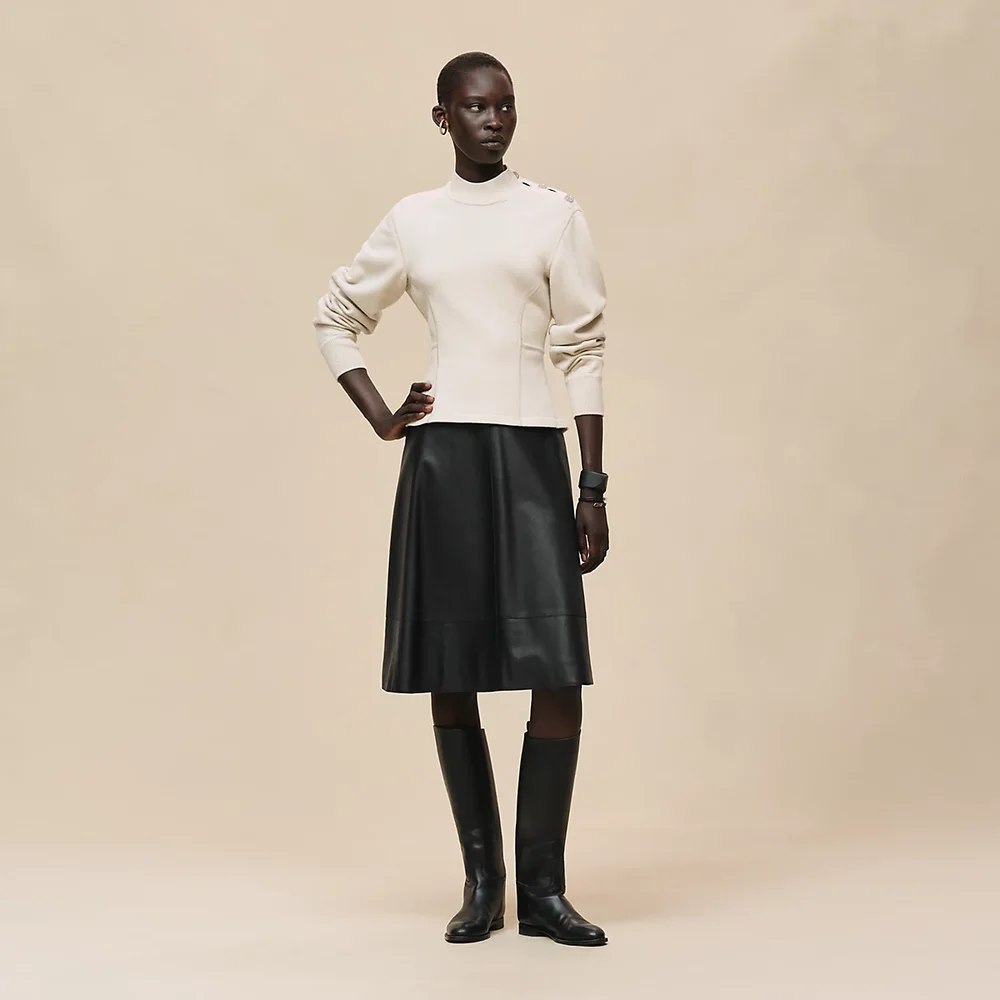 Buttoned sweater with "Ferronnerie" details