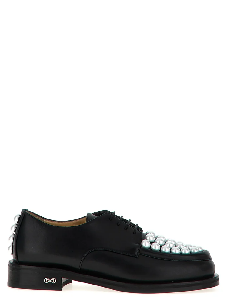 Sirene Oxford, Black