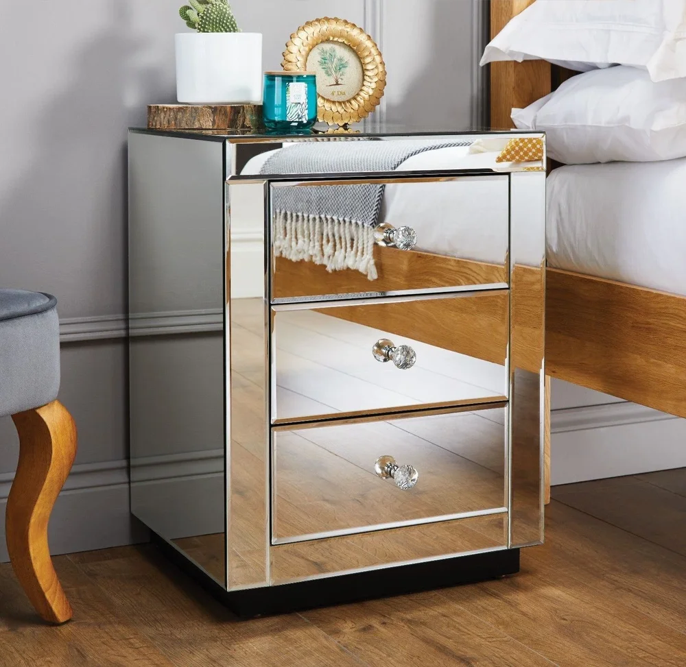 Yerington Mirrored 3 Drawer Nightstand Modern Design Bedside Table