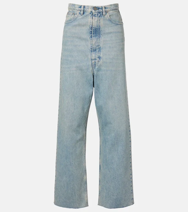 Frayed straight jeans