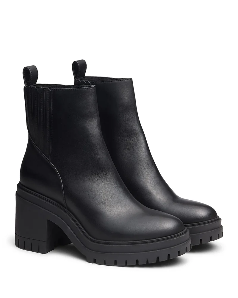 Bedford Leather Chelsea Boots