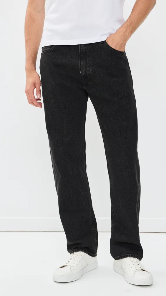 555 Relaxed Straight Jeans