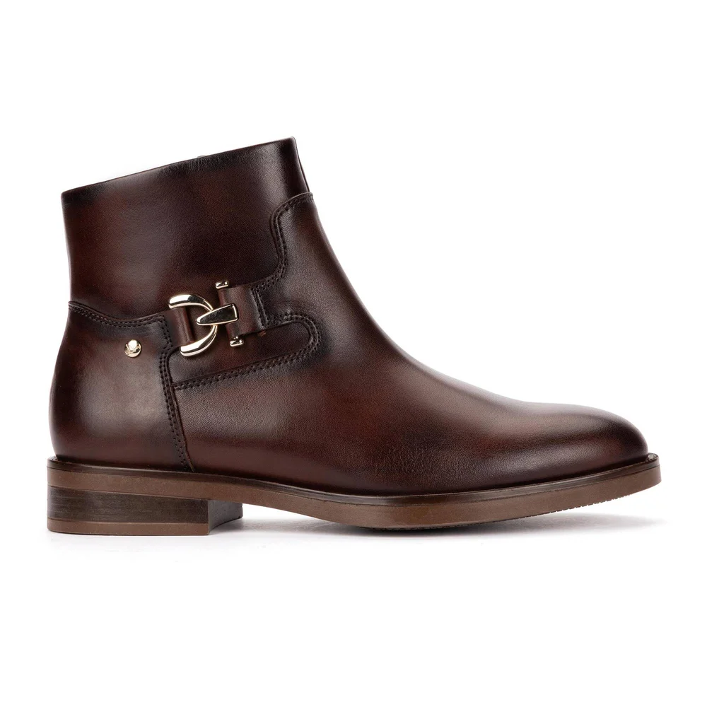 Puertollano Flat Ankle Boots