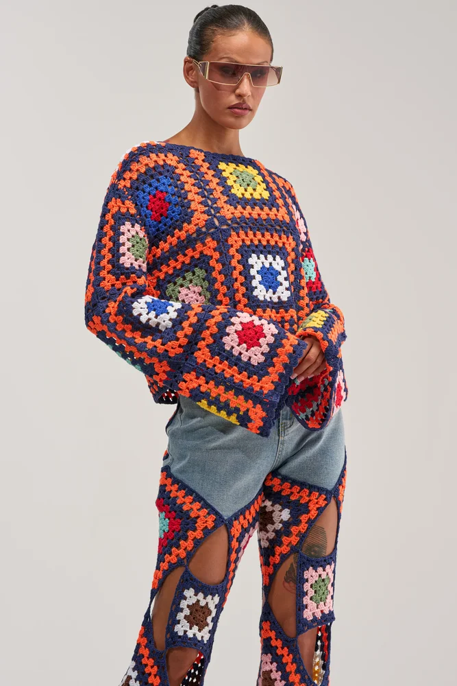 MIXED FEELING CROCHET SWEATER