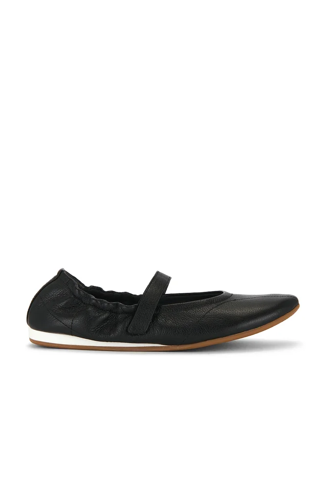 Emilia Flat