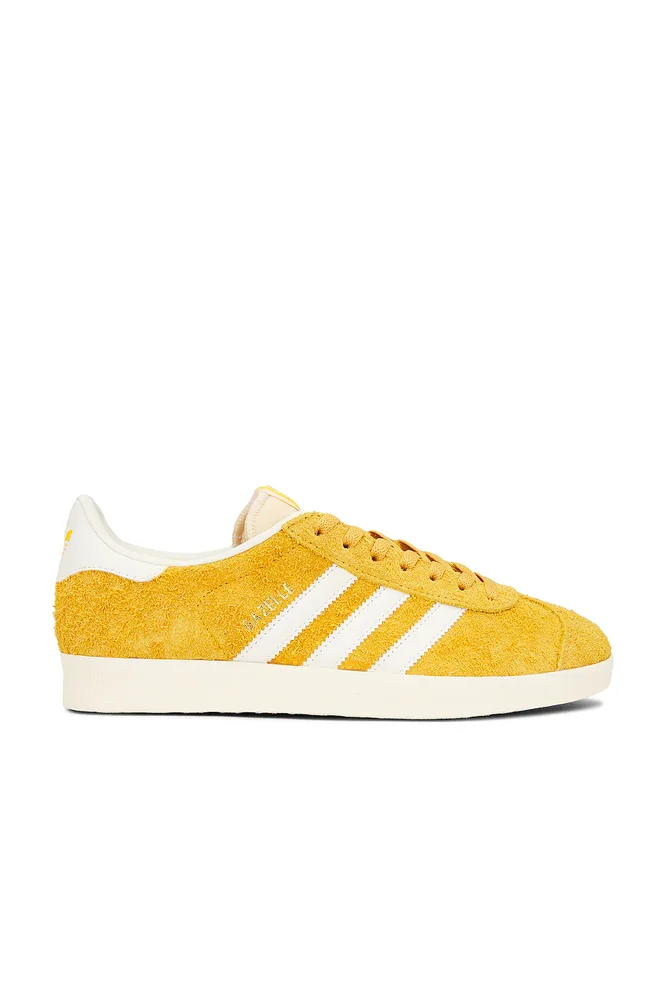 Gazelle in Preloved Yellow, Off White, Cream White