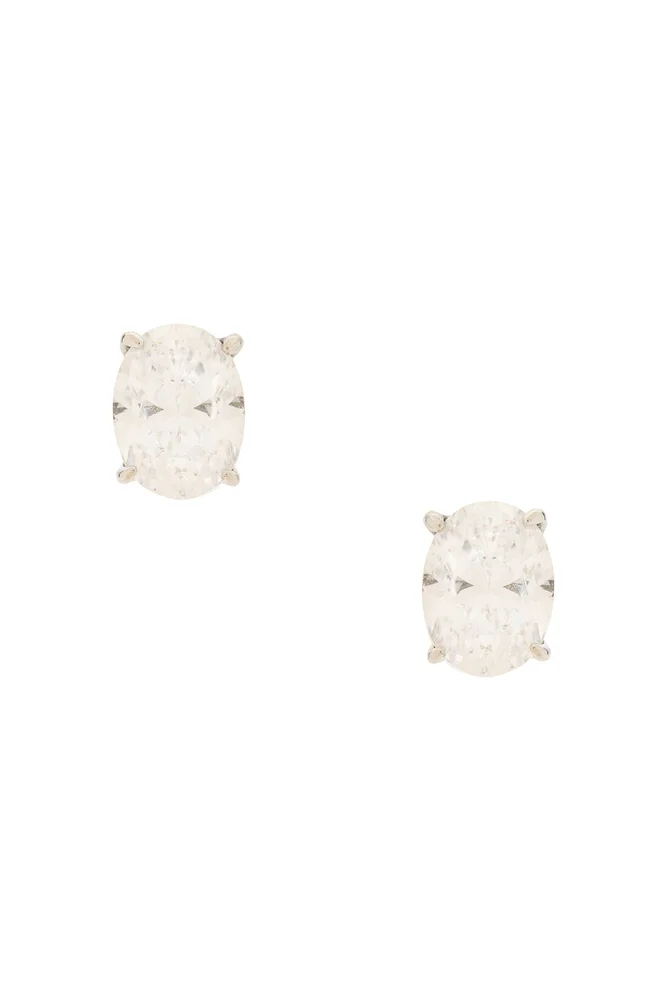 Oval Solitaire Stud