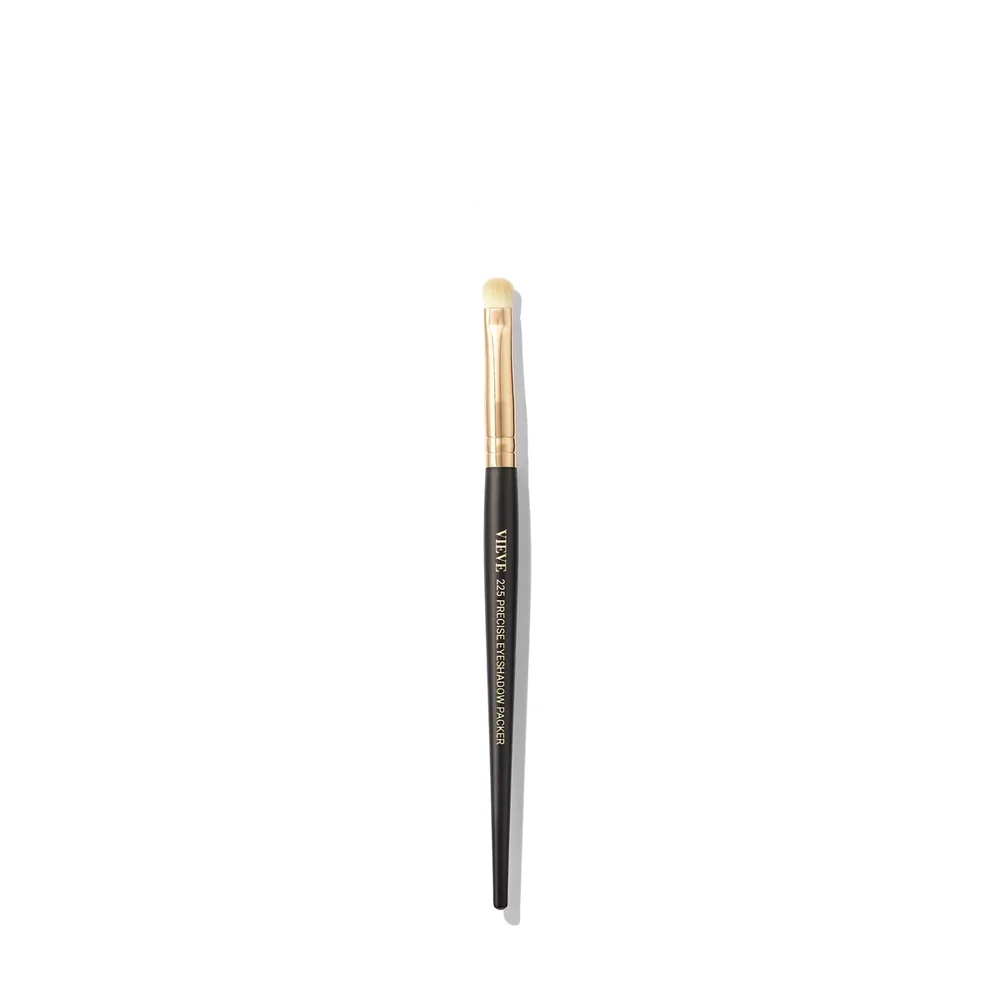 225 Precise Eyeshadow Packer Brush