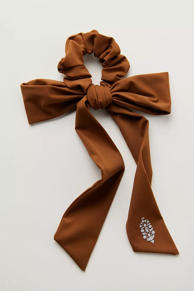 Pirouette Bow Scrunchie