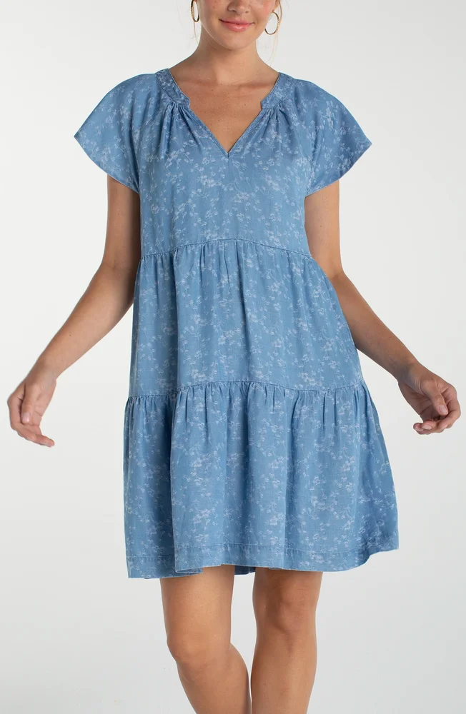 TIERED FLUTTER SLEEVE DRESS