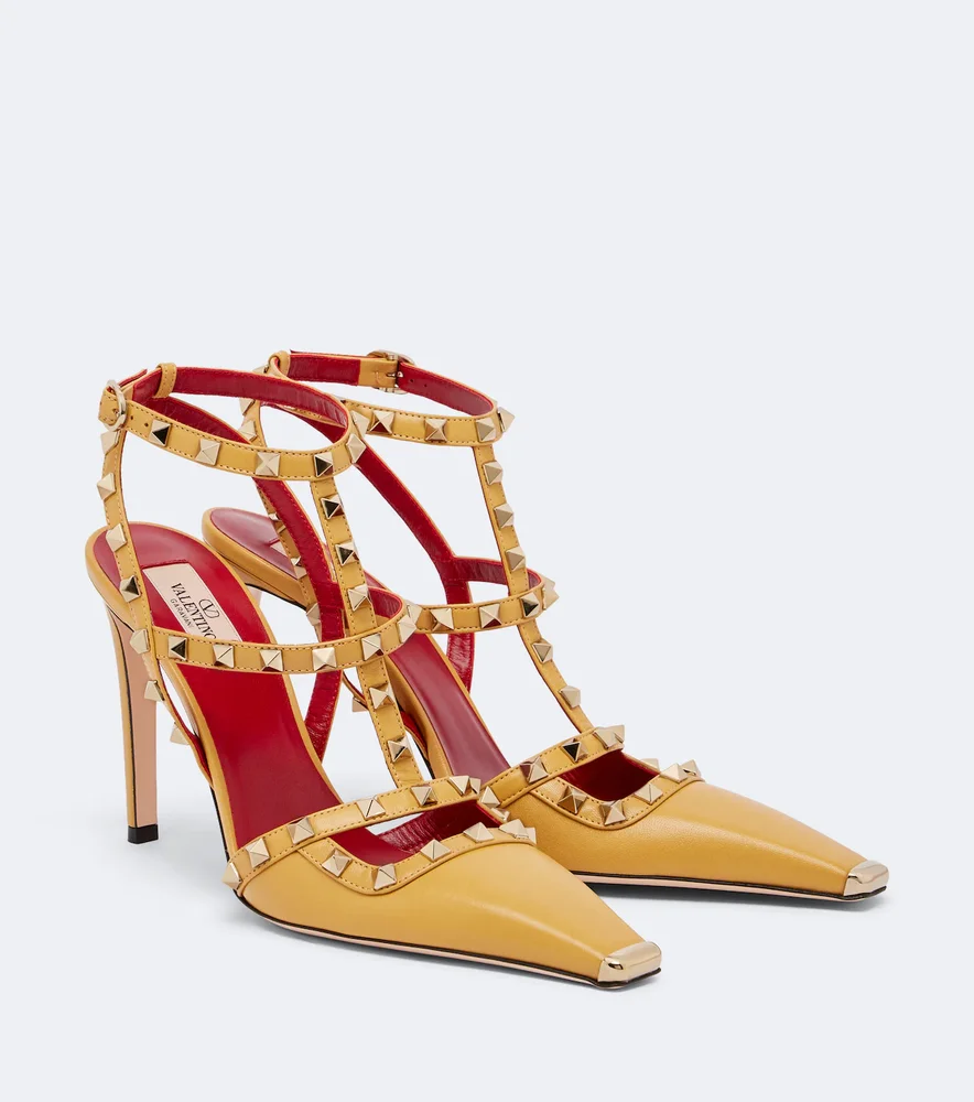 Rockstud leather slingback pumps