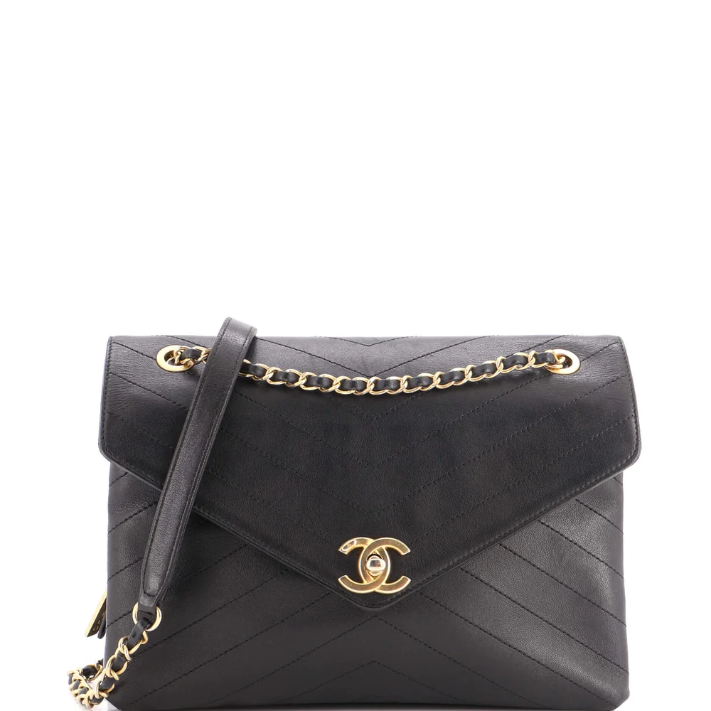 Pre-Owned Chanel Envelope Compartment Flap Bag Chevron Calfskin Medium