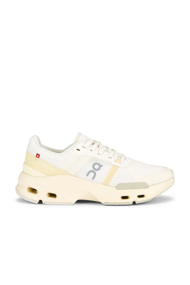Cloudpulse Sneakers