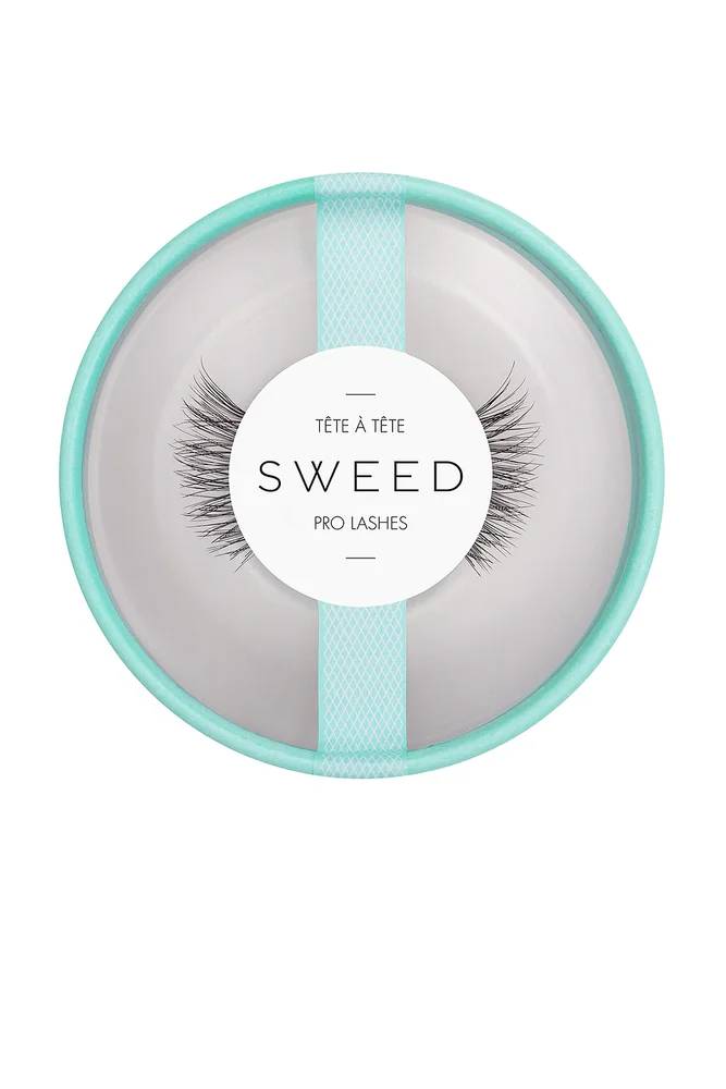 Tete A Tete Corner Lash
