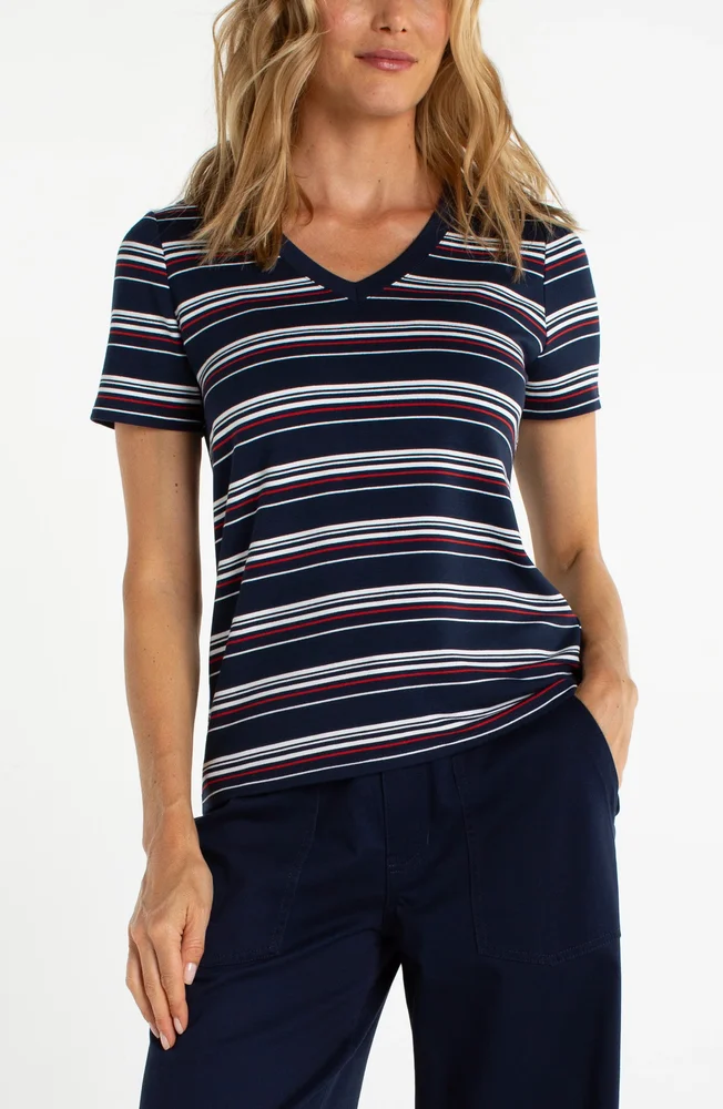 PETITE SHORT SLEEVE V-NECK KNIT TEE