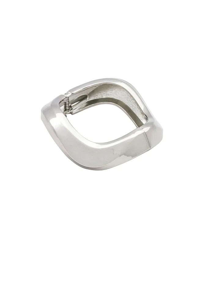 Wavy Bangle Bracelet
