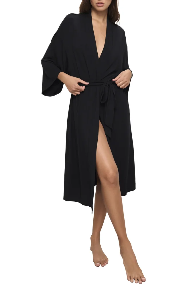 Gisele Longline Robe