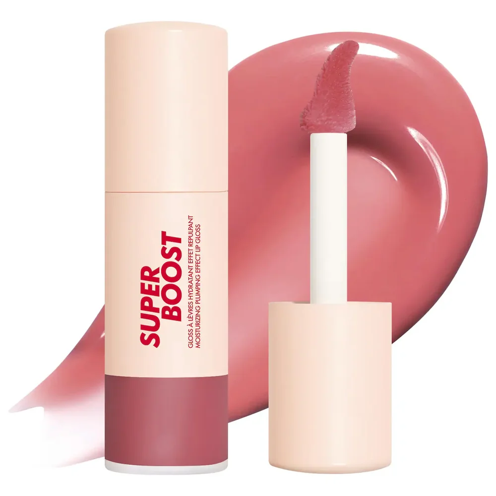 Super Boost Moisturizing & Plumping Lip Gloss in 08 Boundless Berry