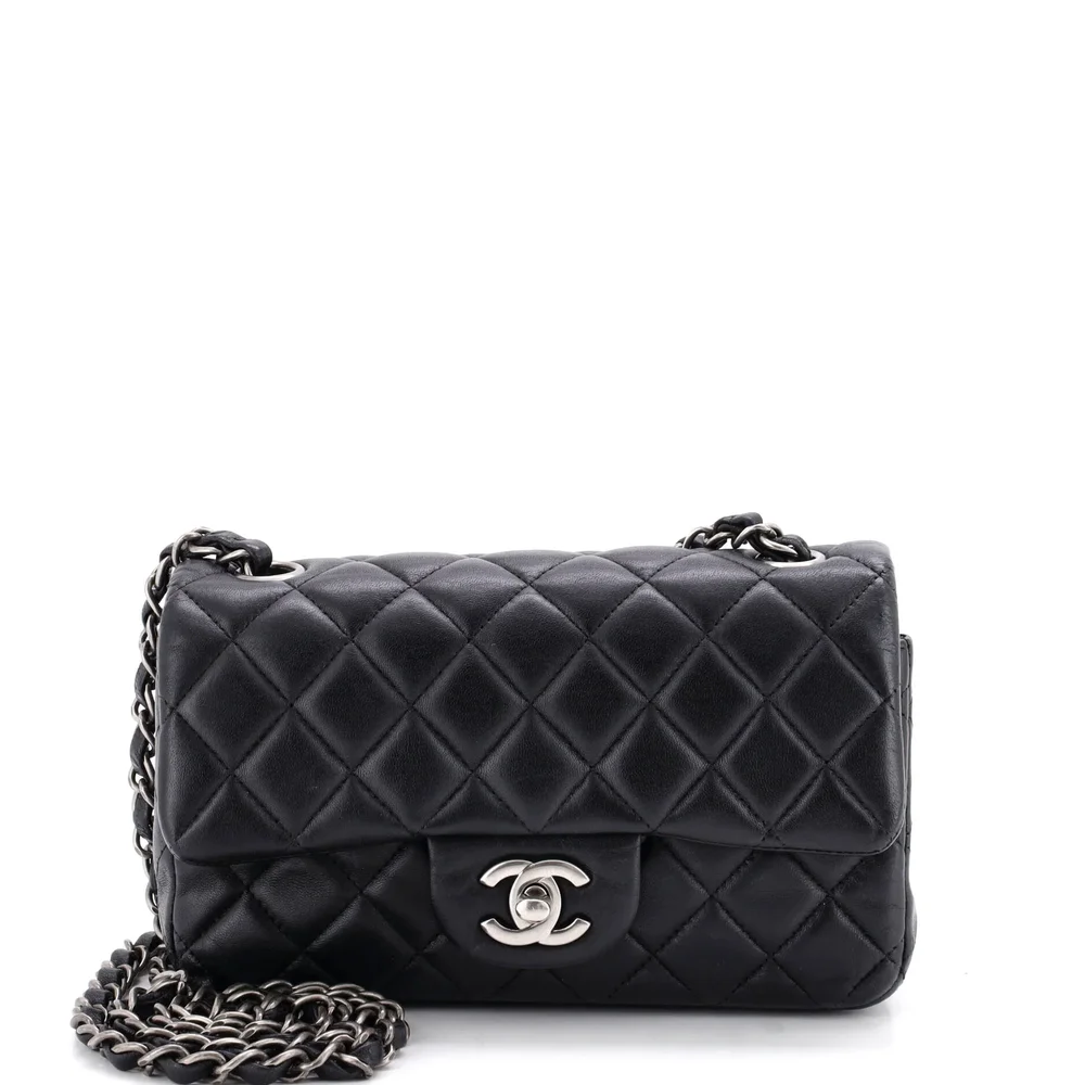 Pre-Owned Chanel Rectangular Mini Classic Flap Bag 20cm