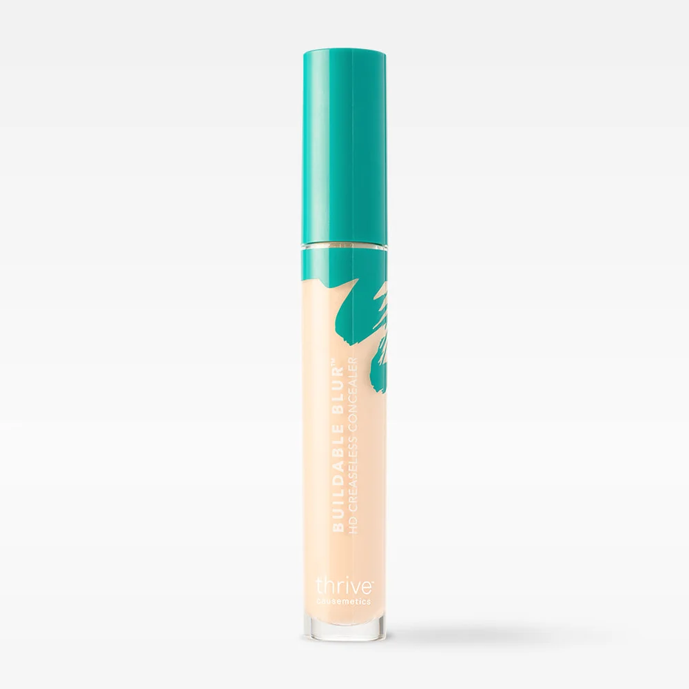 Buildable Blur HD Creaseless Concealer in Medium (Warm Golden Undertones)