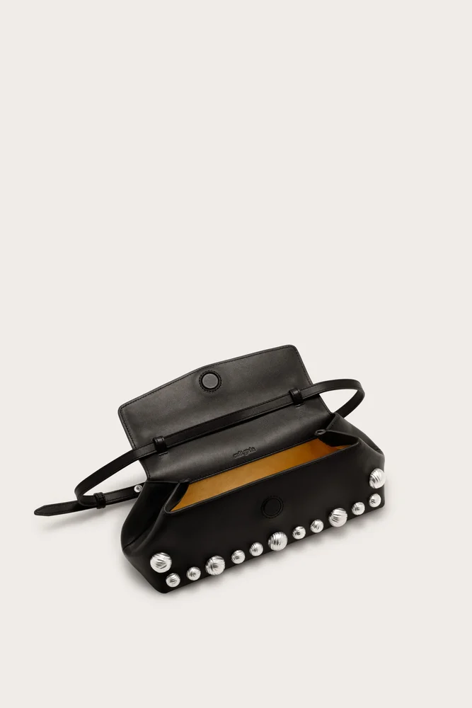 Gili Shoulder