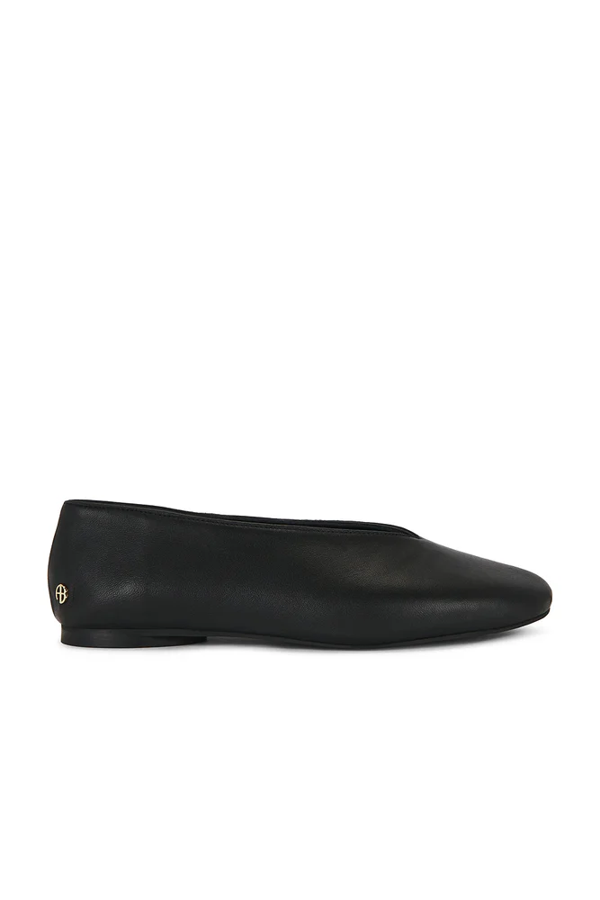 Ana Flat