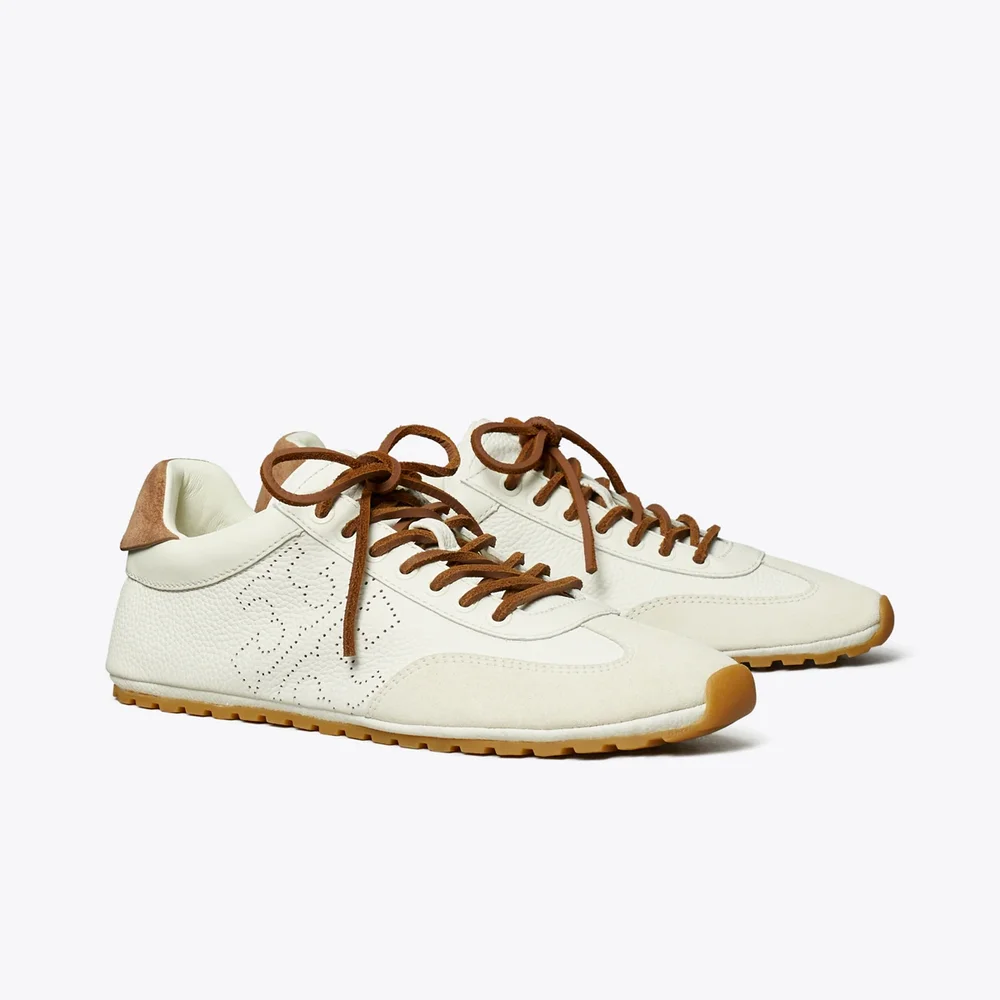 Field Sneaker
