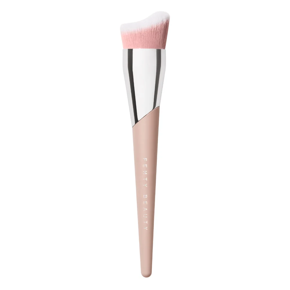 Fluid Flex Foundation Brush 165