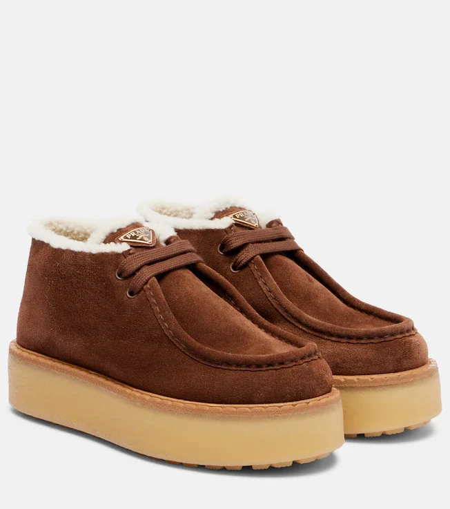 Suede platform desert boots
