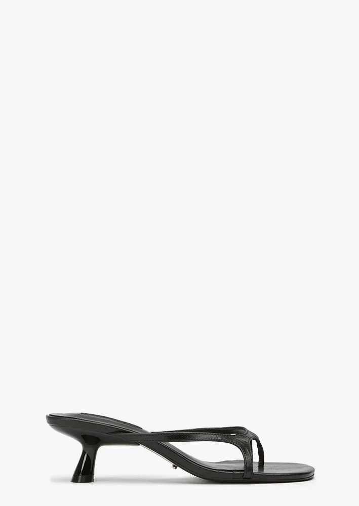 Kassy Black Vintage (Kitten Heel Thong Sandal)