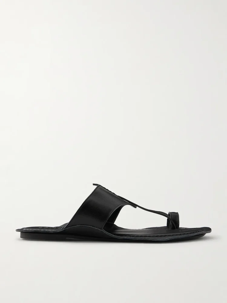 the toe thong leather sandals