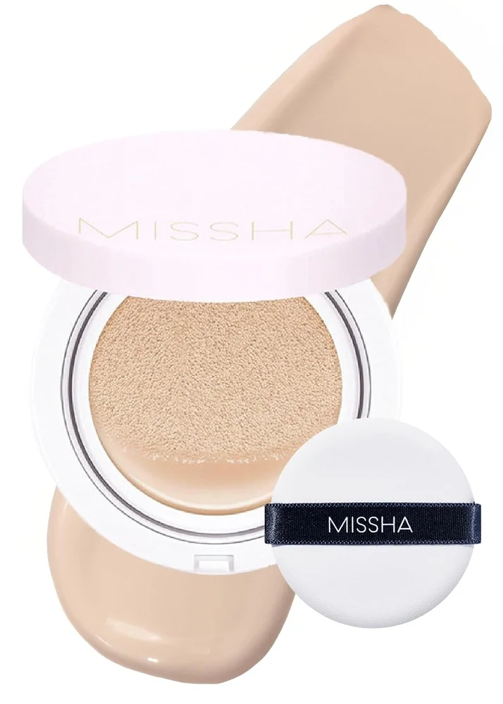M Magic Cushion Foundation (No.21 Light Beige)
