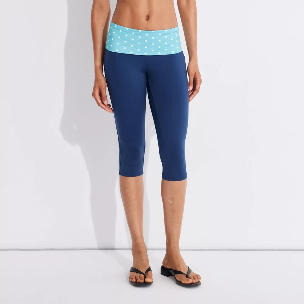 Low-Rise Foldover Capri Skinny Leg Pants