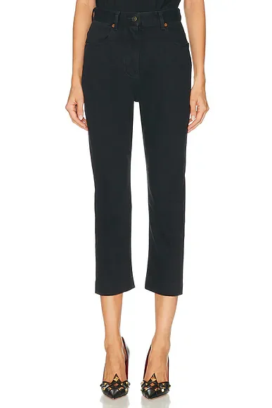 Cropped Straight Leg