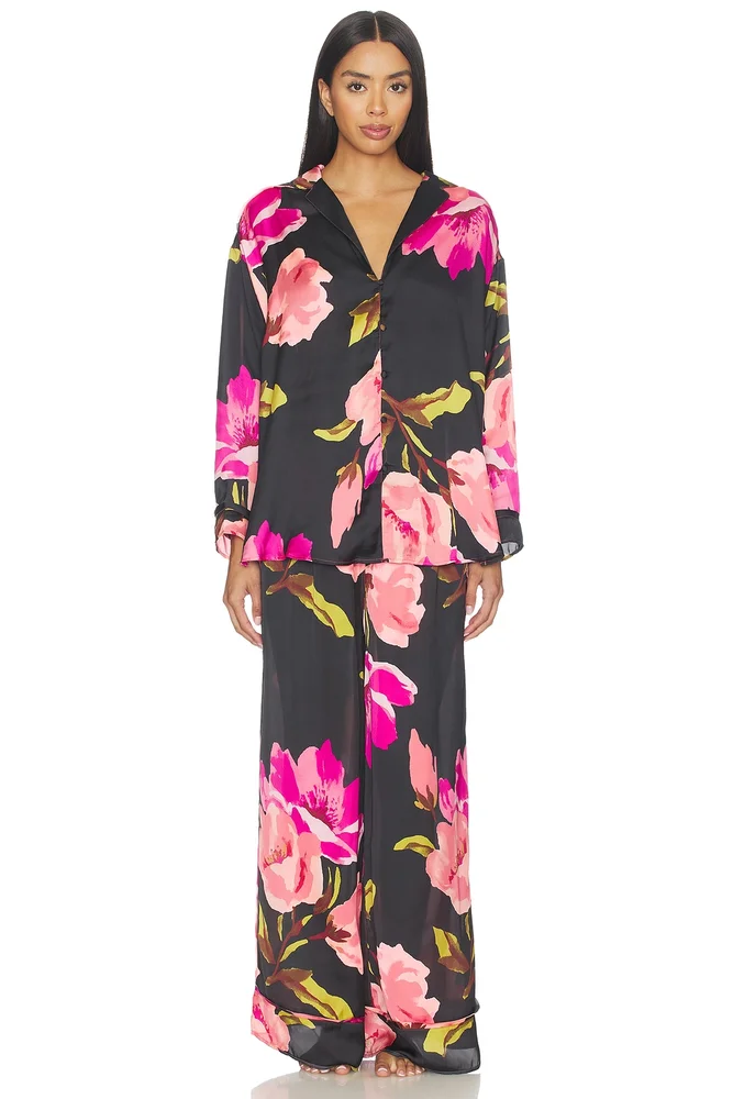 Dreamy Days Pajama Set in Black Combo