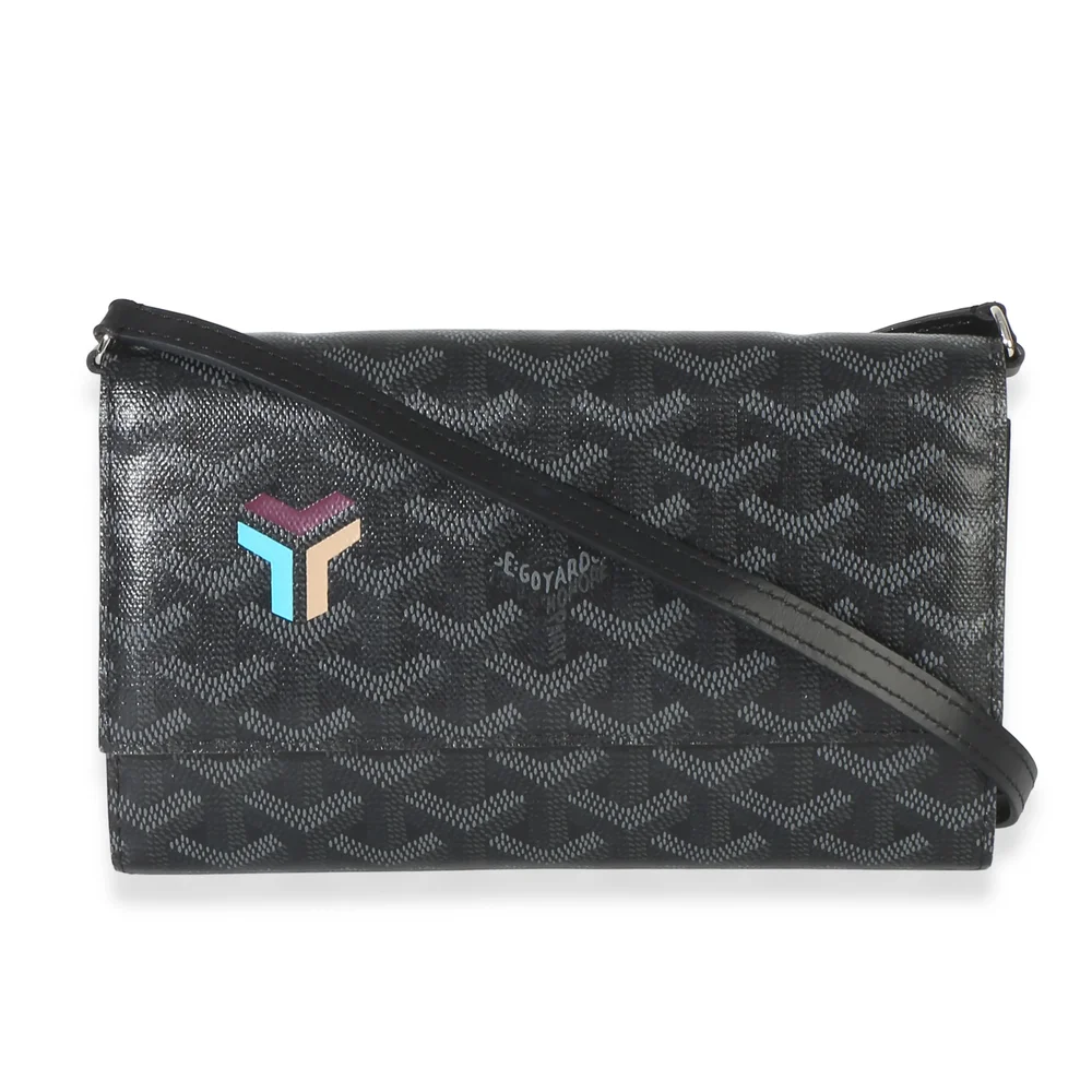 Pre-Owned Varenne Limited Continental Wallet, Black