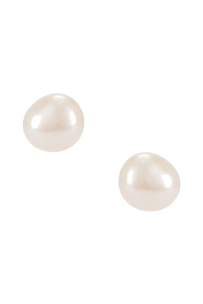 Pearl Stud Earring