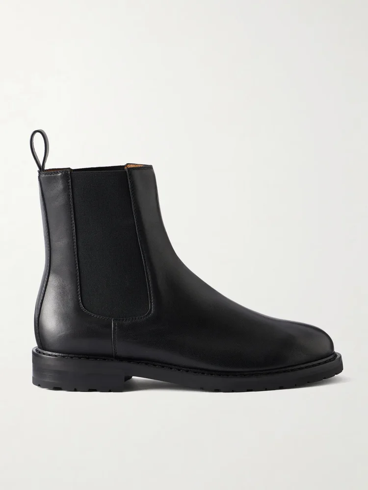 25 leather Chelsea boots