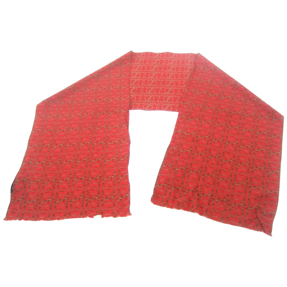 Pre-Owned Red Silk Oblong Scarf