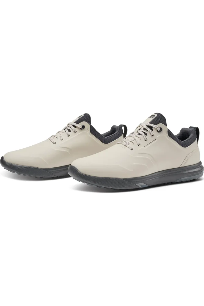 The Daily Pro Hybrid Golf Shoe