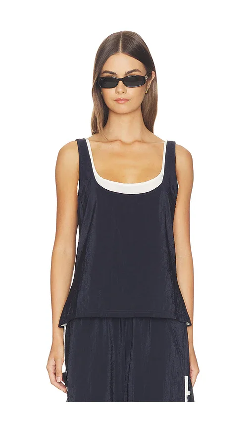 Double Layer Scoop Tank La Ligne