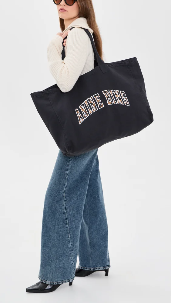Leo Canvas Tote