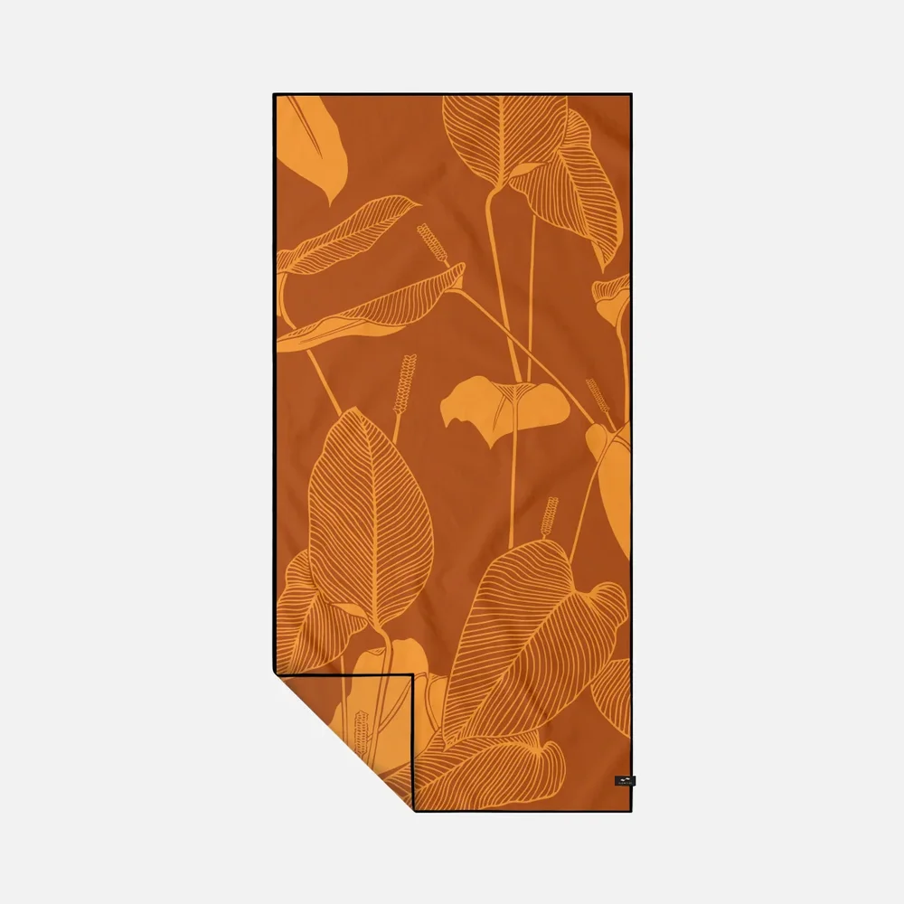 Calathea Performance Quick-Dry Towel | Sig Zane x Slowtide