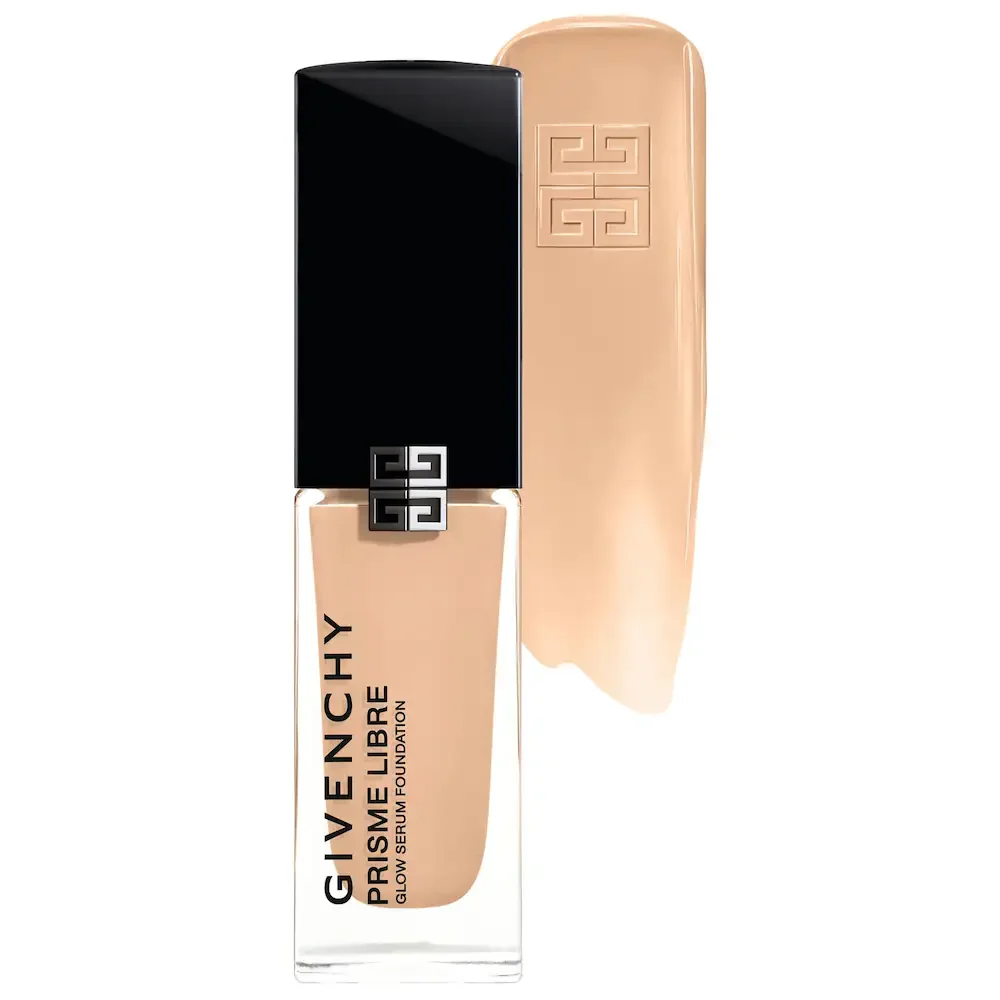 Prisme Libre Glow Serum Blurring Foundation with Natural Finish in 3N