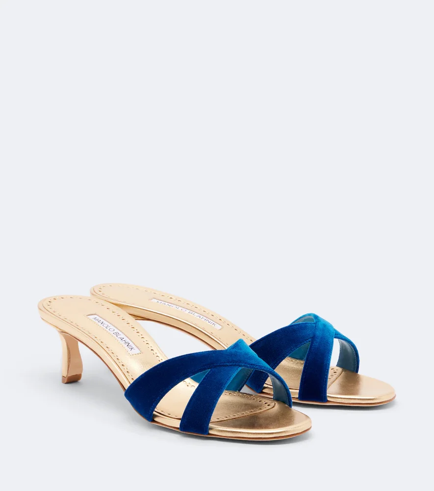 Callydramu velvet mules