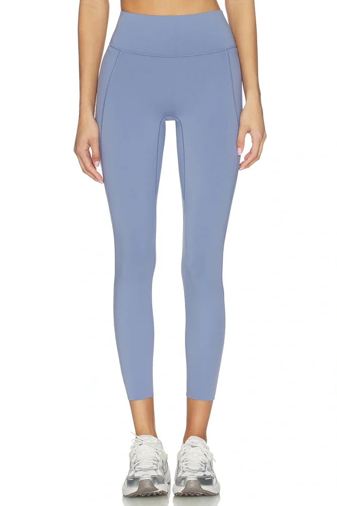 Medium Support High Waisted 7/8 Legging