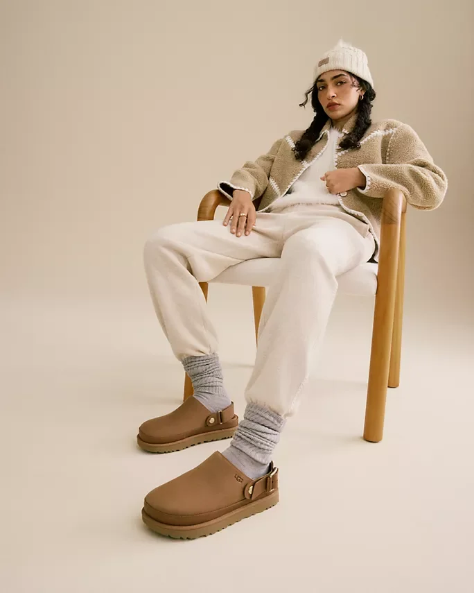 Women's Goldenstar Villa Clogs